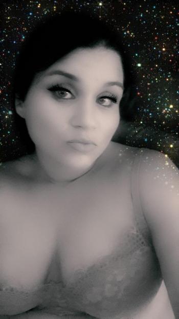 9025494304, 33 Mixed female escort, Cape-breton